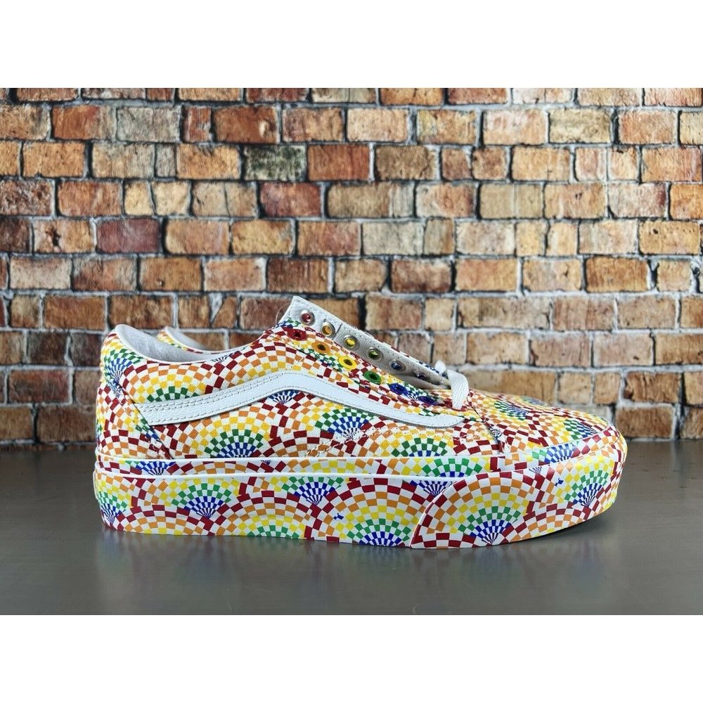 Vans Old Skool Platfor Pride 7.5 Men | 9 Women
